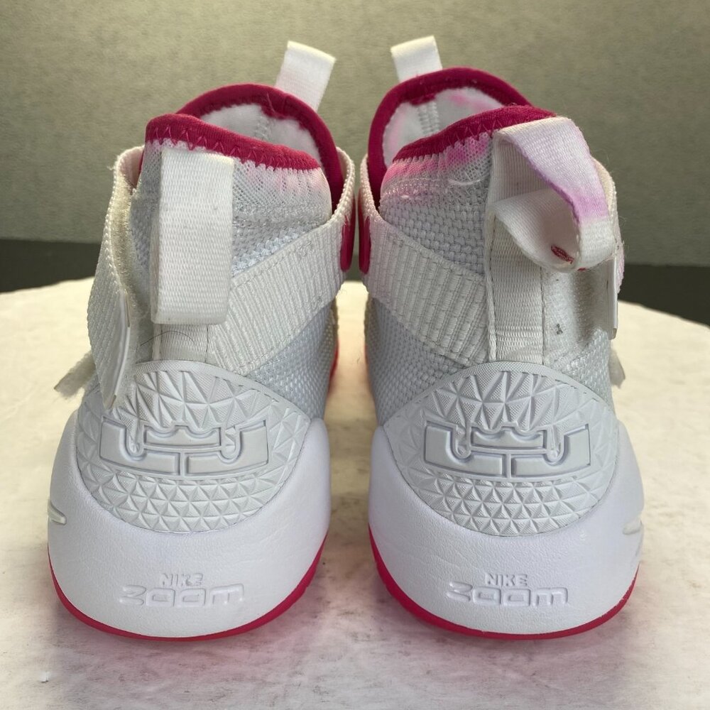 Nike Lebron Soldier 11 Youth 7Y Kay Yow GS Shoes 918369-102 White Pink Cancer - Picture 7 of 15
